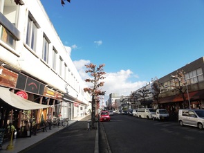 まちづくりレポート｜みんなで創るマチ　問屋町(といやちょう)－若い店主とオーナーの連携によりさらなるブランド価値向上に挑む岡山市北区問屋町