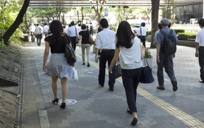「女性の活躍推進」とは？－｢ケアする経験｣が育む多様な資質を活かす働き方