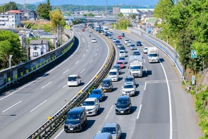 渋滞を確率的にみてみると…－ボーっと運転している車が渋滞を拡大させる !?