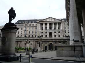 英国金融政策（8月ＭＰＣ）－政策変更なし、新しい見通しを提示