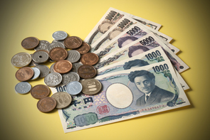 二極化が進む現金流通高～一万円札は急増、五円玉は減少止まらず