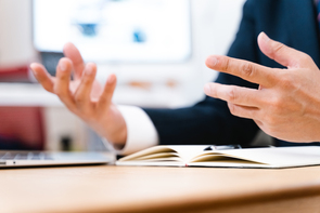 認知症に備えた事前準備とは?~任意代理・任意後見・民事信託