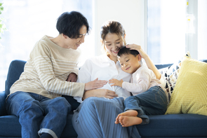家族計画の変化に見る、新型コロナの少子化への影響(2)-一時的に妊娠を控える傾向について-