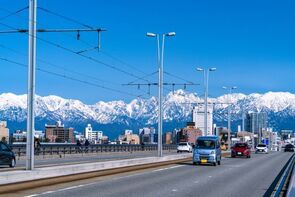 MaaSは超高齢社会の移動問題を解決するか~バス会社「みちのりホールディングス」の取り組みから考える~