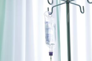 輸液供給の重要性-安定供給が滞れば、医療現場の混乱は不可避