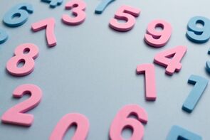 数学記号の由来について（8）－「数」を表す記号－