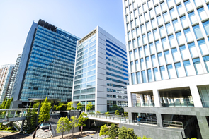 成約データで見る東京都心部のオフィス市場動向（2021年上期）ーエリア別・業種別・ビルクラス別に見た「オフィス拡張移転DI」の動向