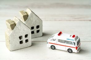 新型コロナ 救急搬送への影響-搬送人数は減少、搬送時間は延伸