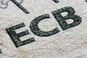 ECB政策理事会-量的緩和は終了、声明に利上げの道筋も明記