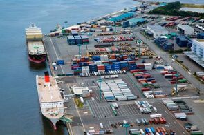 貿易統計22年10月－海外経済減速の影響で輸出が弱めの動き