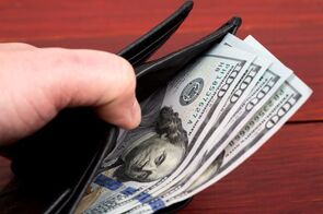 米個人所得・消費支出(22年10月)-PCE価格のコア指数は前月比、前年同月比ともに前月から低下