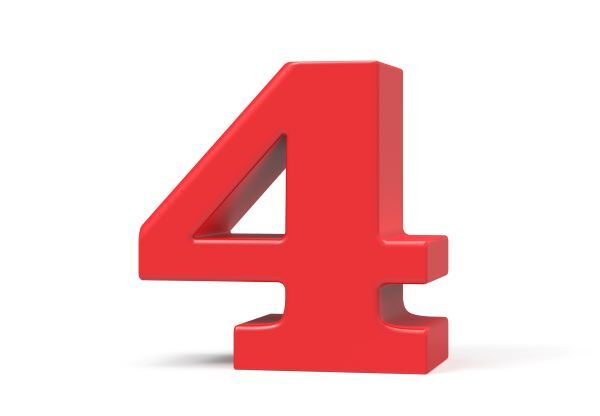 ４