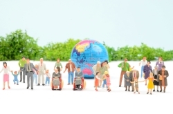 外国人人口や外国人比率は、前回ベースの約2倍に増加する見込み-新しい将来推計人口を読む(4) 外国人人口や外国人比率への影響