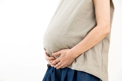 妊娠・出産の高齢化が及ぼす生物学的な影響とは？－女性の初産年齢は6. 5歳も遅くなり、婦人科系疾患や不妊症のリスクが大幅に上昇、卵子・精子の劣化は子どもにも影響－