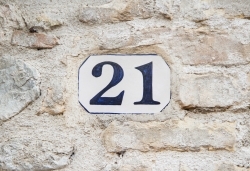数字の「21」に関わる各種の話題－21世紀に、「21」という数字が現れてくるケースを調べてみました－