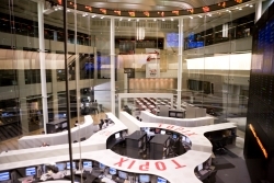 TOPIX除外予定銘柄の再評価~復活・残留は43社、正式に除外が決定した企業は439社~