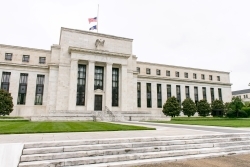 米ＦＯＭＣ（24年3月）－予想通り、政策金利を据え置き。24年の政策金利見通しを維持