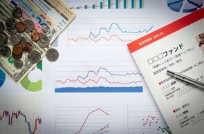 iDeCo（個人型確定拠出年金）の制度改正と投資信託市場