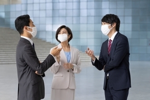 マスク着用のコミュニケーションへの影響（１）－コロナ禍の研究を経て分かっていること/いないこと