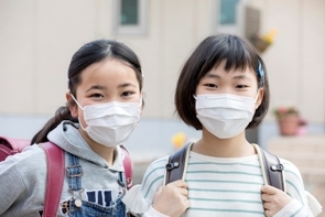 マスク着用の子どもへの影響－コロナ禍の研究を経て分かっていること/いないこと